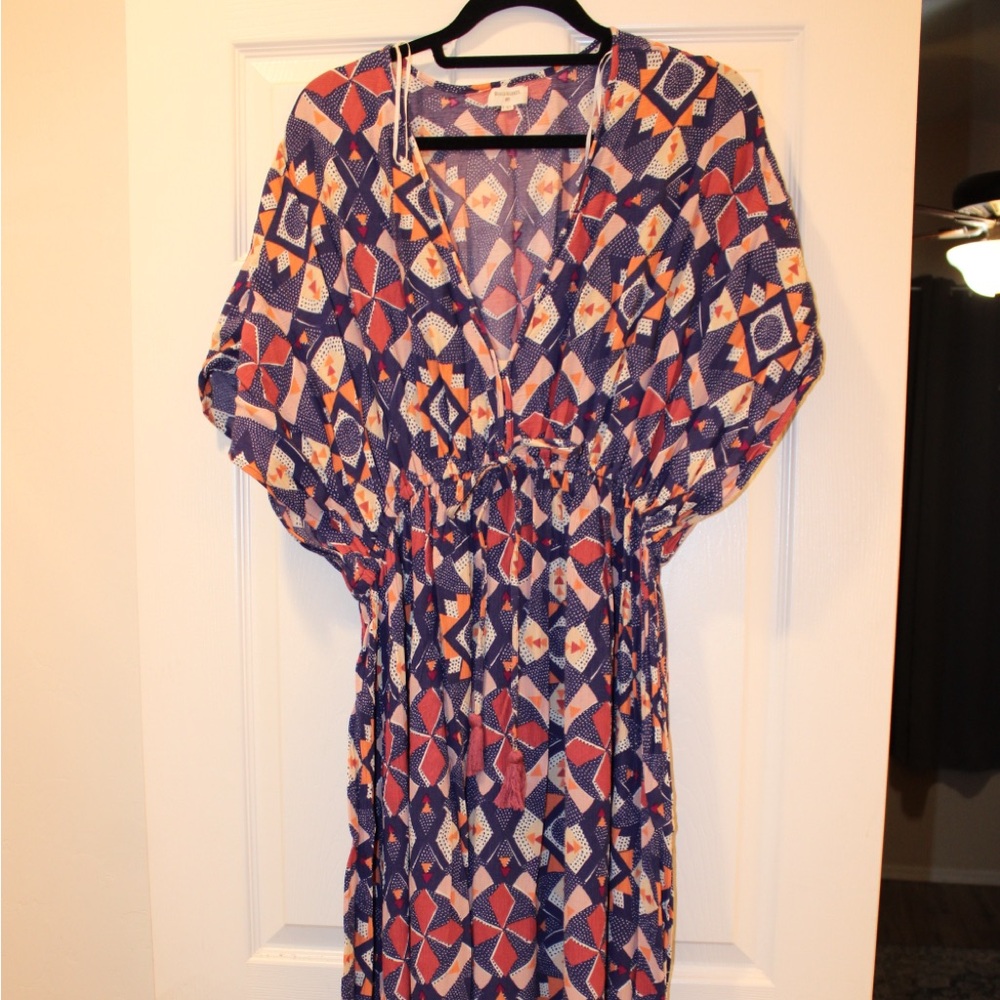 World Market Women’s long maxi dress cinched waist size L/XL